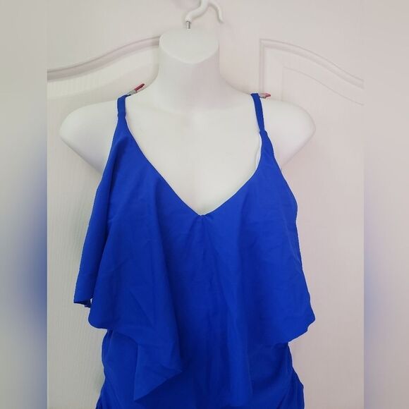 NWOT Swimsuit One Piece - Picture 3 of 7